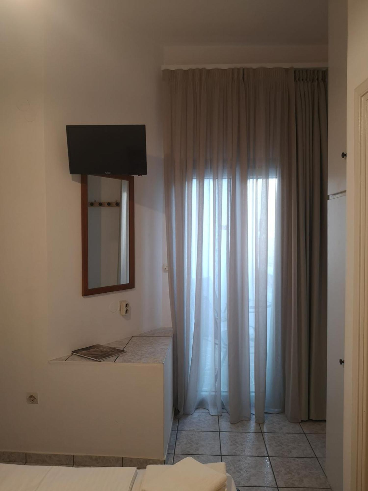 Platis Gialos  Lemonia Rooms 2 מראה חיצוני תמונה